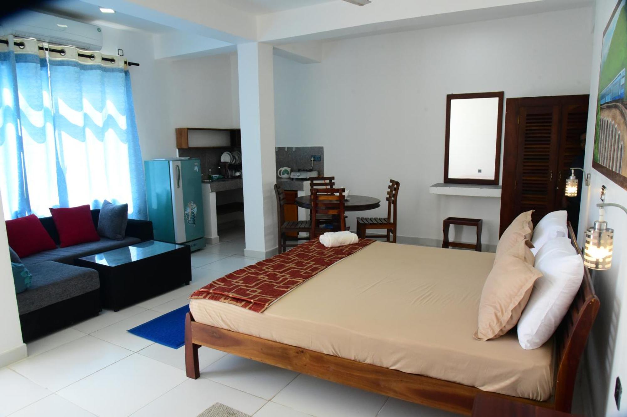 Happy Tuna Guesthouse Hikkaduwa Exterior photo