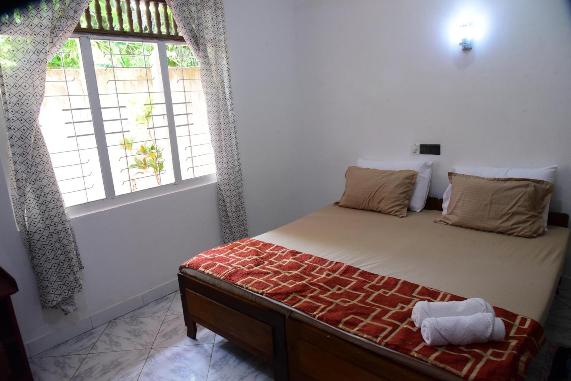 Happy Tuna Guesthouse Hikkaduwa Exterior photo